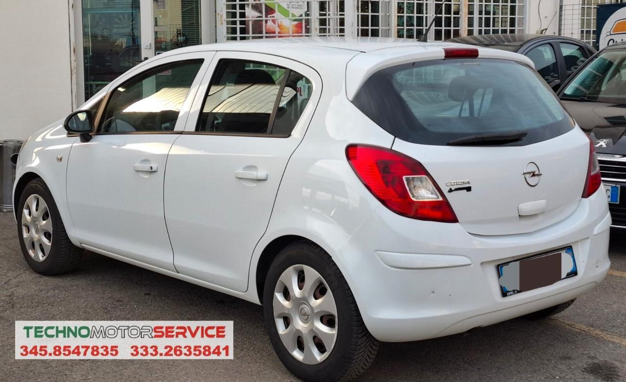 Opel Corsa 1.2 5 porte Club