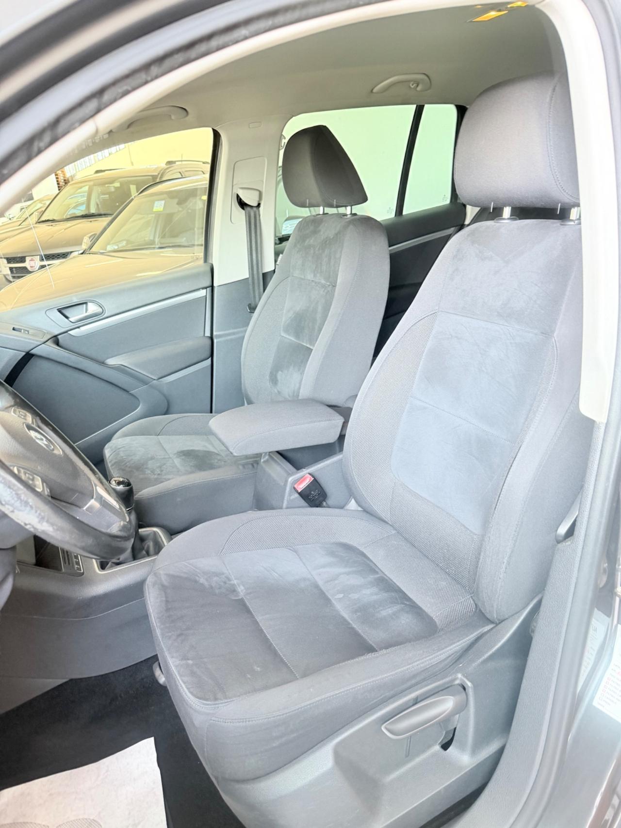 Volkswagen Tiguan 2.0 TDI 140 CV Sport & Style BlueMot. Tech.