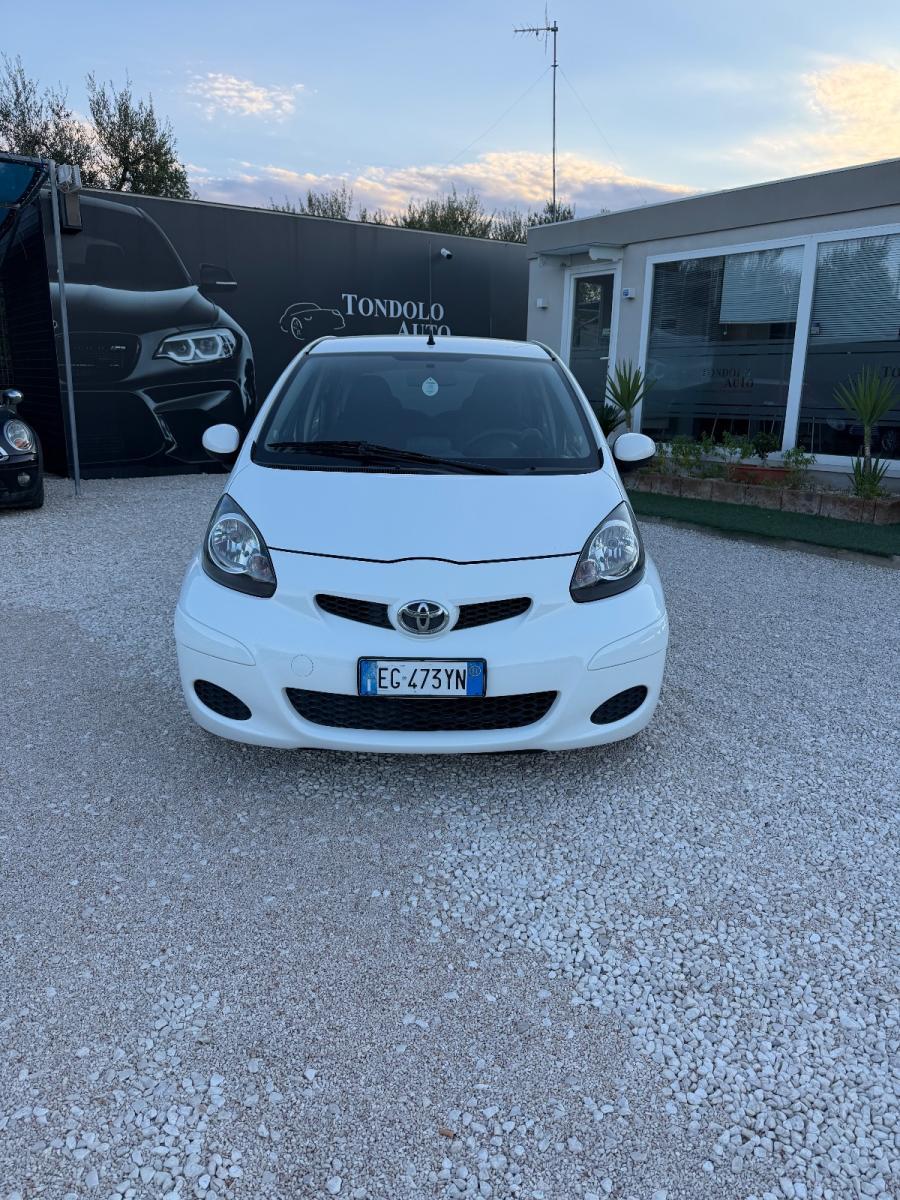 TOYOTA - Aygo - 1.0 12V VVT-i 5p. Sol Connect MMT