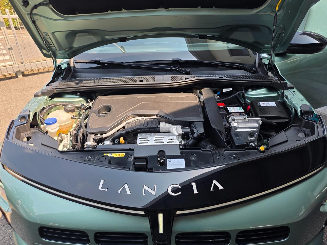 Lancia Ypsilon 1.2 Mhev 110cv LX e-dct