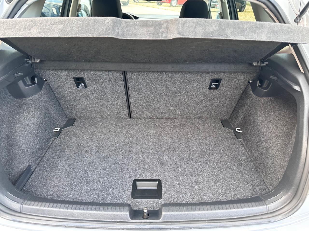 Volkswagen Polo 1.0 TSI 5p. R-LINE