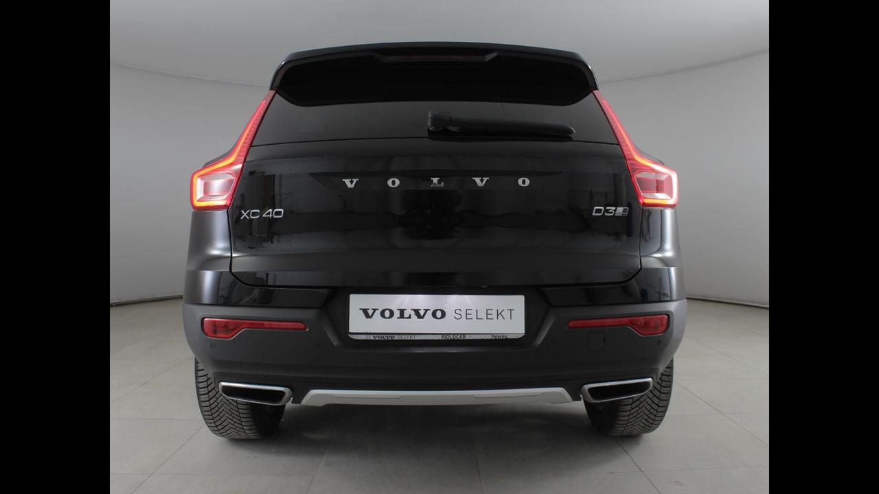 VOLVO XC40 - XC40 2.0 d3 Inscription awd geartronic my20