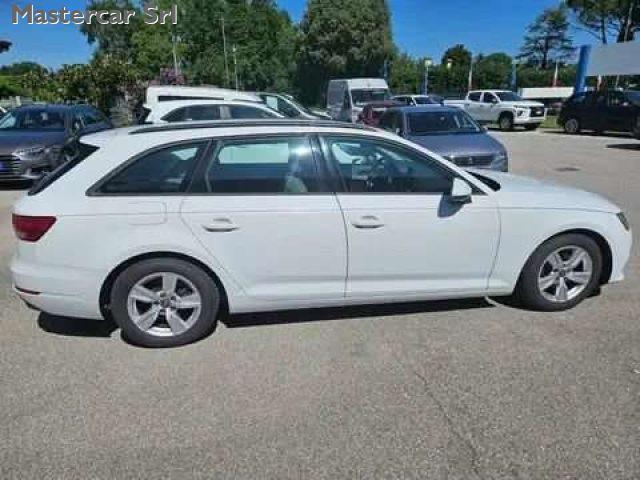 AUDI A4 Avant 2.0 35 TDI BUSINESS S TRONIC - FR571AW