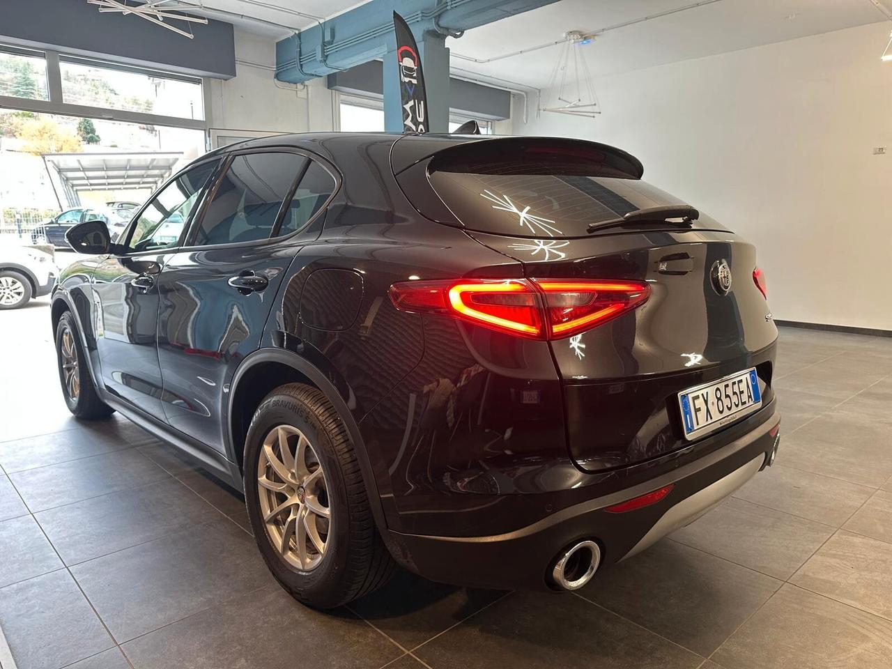 Alfa Romeo Stelvio 2.2 Turbodiesel 160 CV AT8 RWD Business