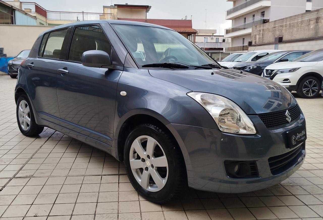 Suzuki Swift 1.3 4x4 5p. GL