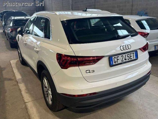 AUDI Q3 Q3 45 1.4 tfsi e Business s-tronic - GF245ET
