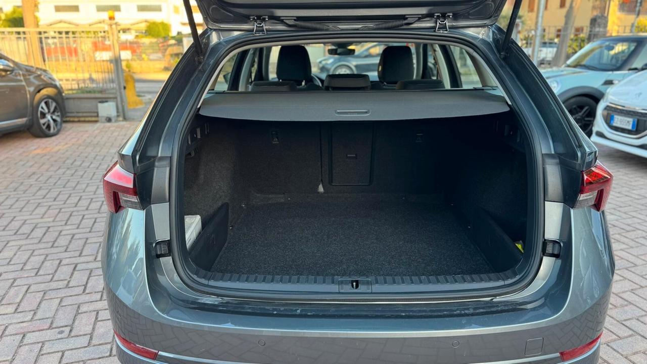 Skoda Octavia 2.0 TDI EVO SCR DSG Wagon Executive