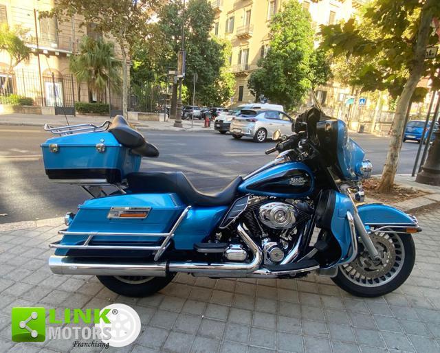 HARLEY-DAVIDSON FLHTC Electra Glide Classic Standard