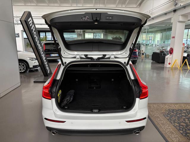 VOLVO V60 B3 Geartronic Momentum Business Pro