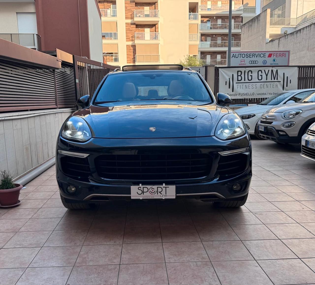 Porsche Cayenne 3.0 Diesel 250CV TETTO PASM