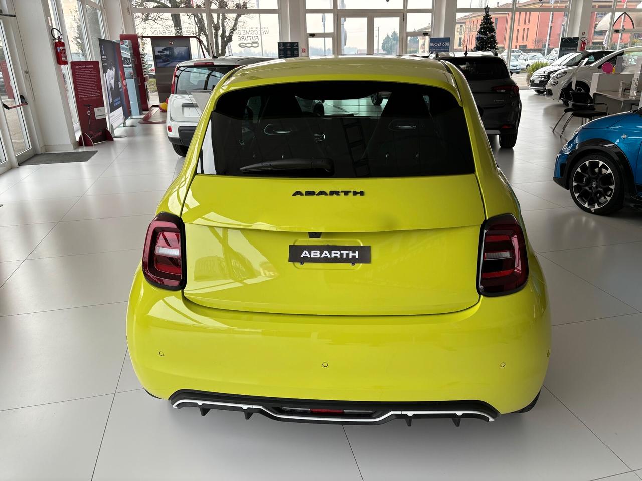 Abarth 500e Scorpionissima