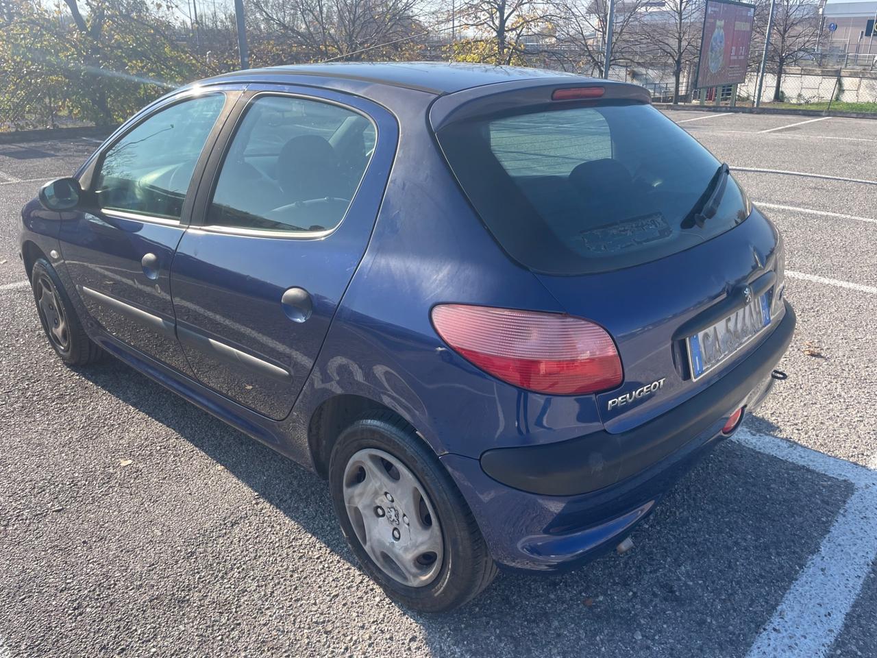 PEUGEOT 206 1.1 BENZINA NEOPATENTATI 113.000 KM 2002