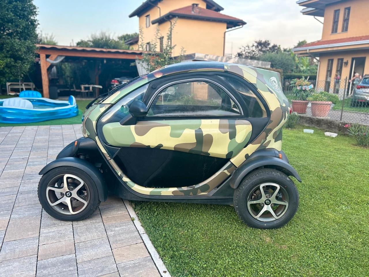 Renault Twizy 80