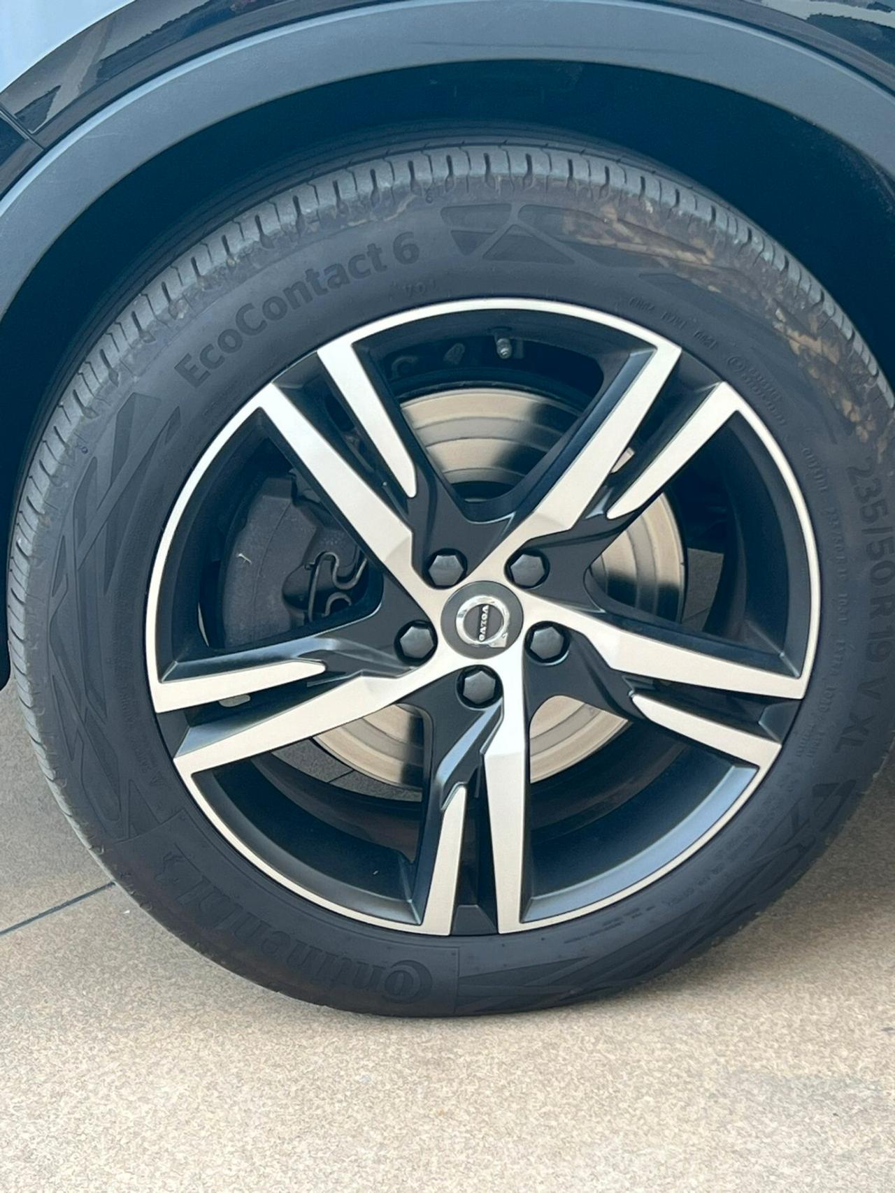 Volvo XC40 T5 Recharge Plug-in Hybrid R-design