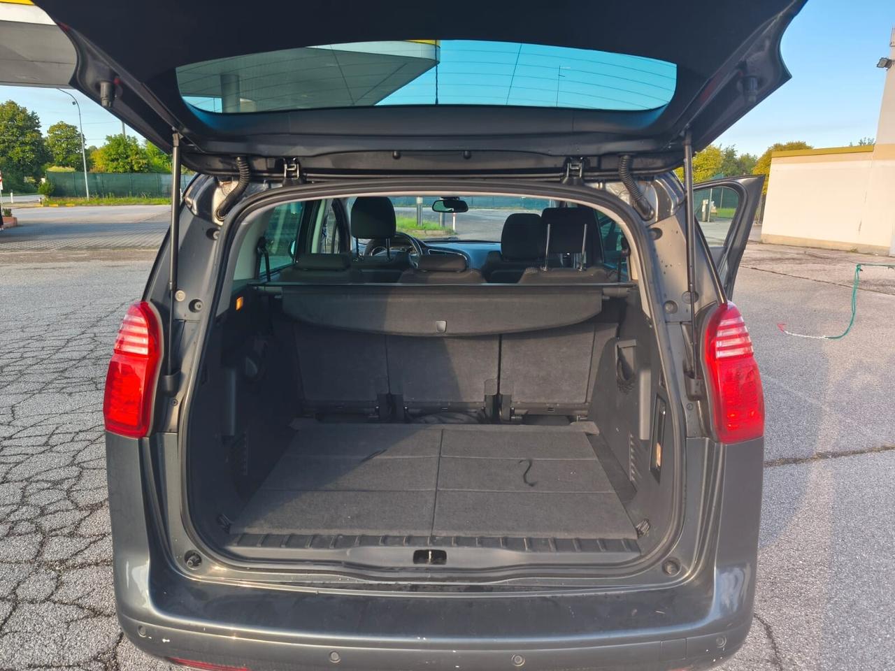 Peugeot 5008 1.6 THP 156CV Féline (Accetto Permute)