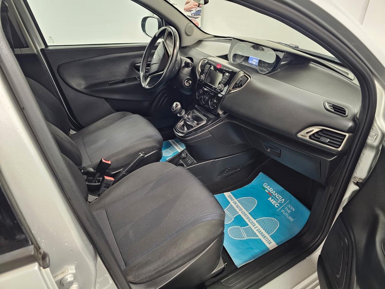 Lancia Ypsilon 1.2 69 CV 5 porte S&S Platinum - Unico proprietario