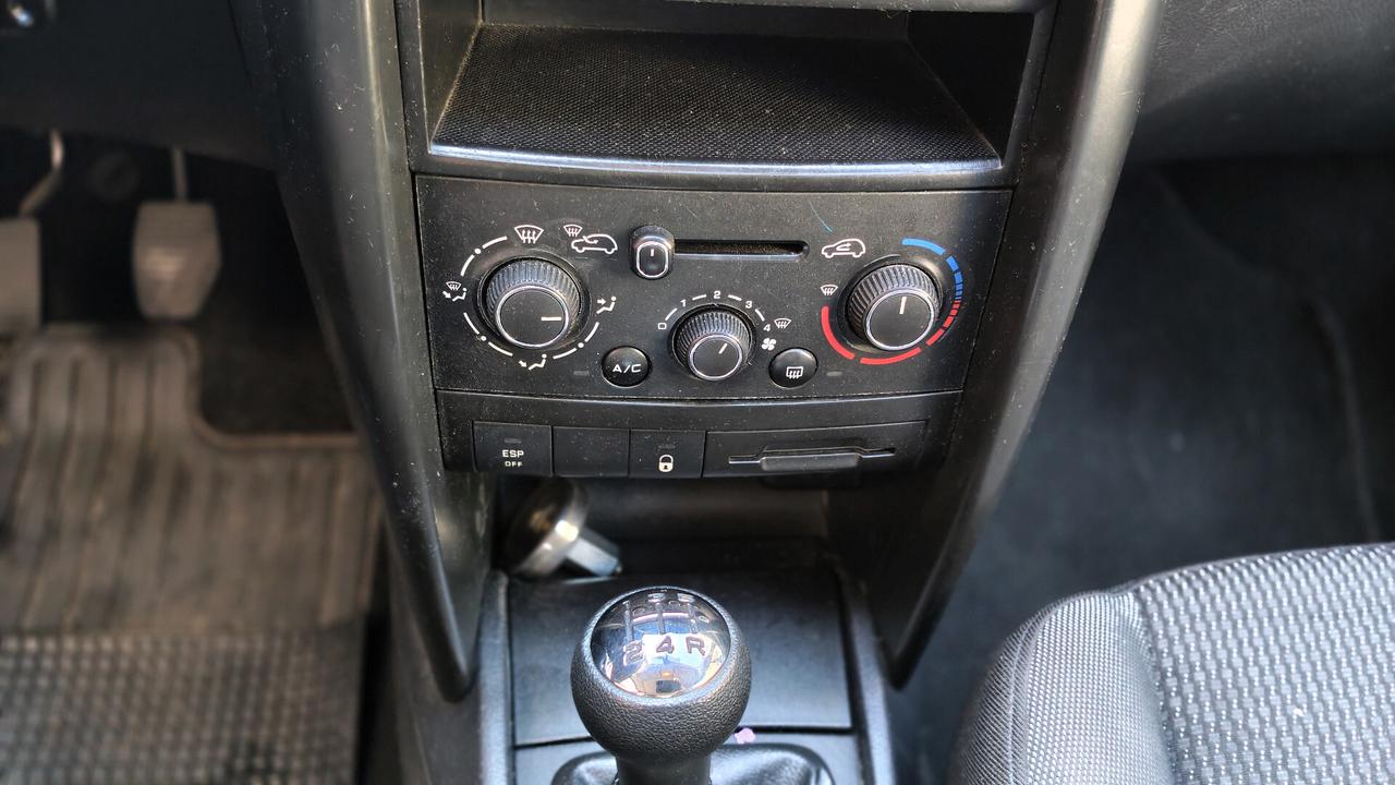 Peugeot 207 1.4 VTi SW Ciel GPL