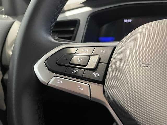 Volkswagen T-Roc 2.0TDI 150CV DSG Life - IVA ESPOSTA