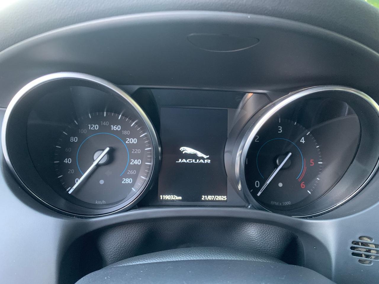 Jaguar F-Pace 2.0 20d Turbo #6306