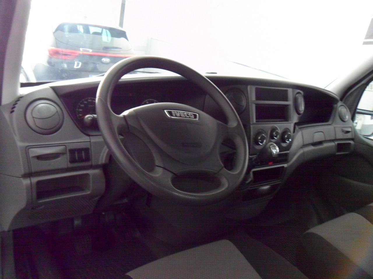 Iveco FULL OPTIONAL