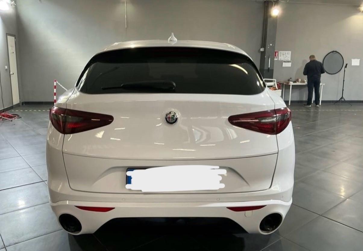 Alfa Romeo Stelvio 2.2 Turbodiesel 190 CV AT8 Q4 Super