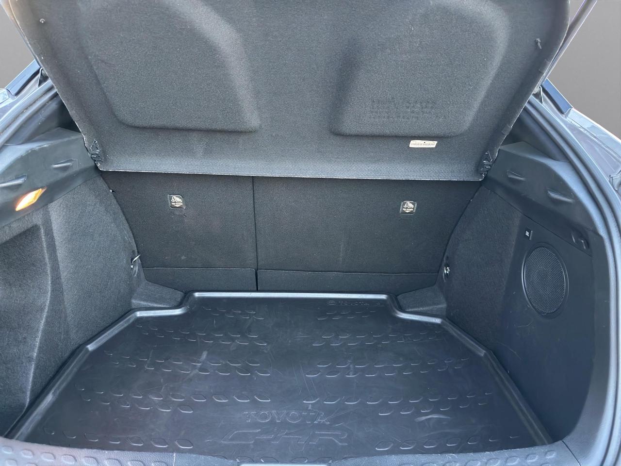 Toyota C-HR 1.8h Lounge e-cvt lounge