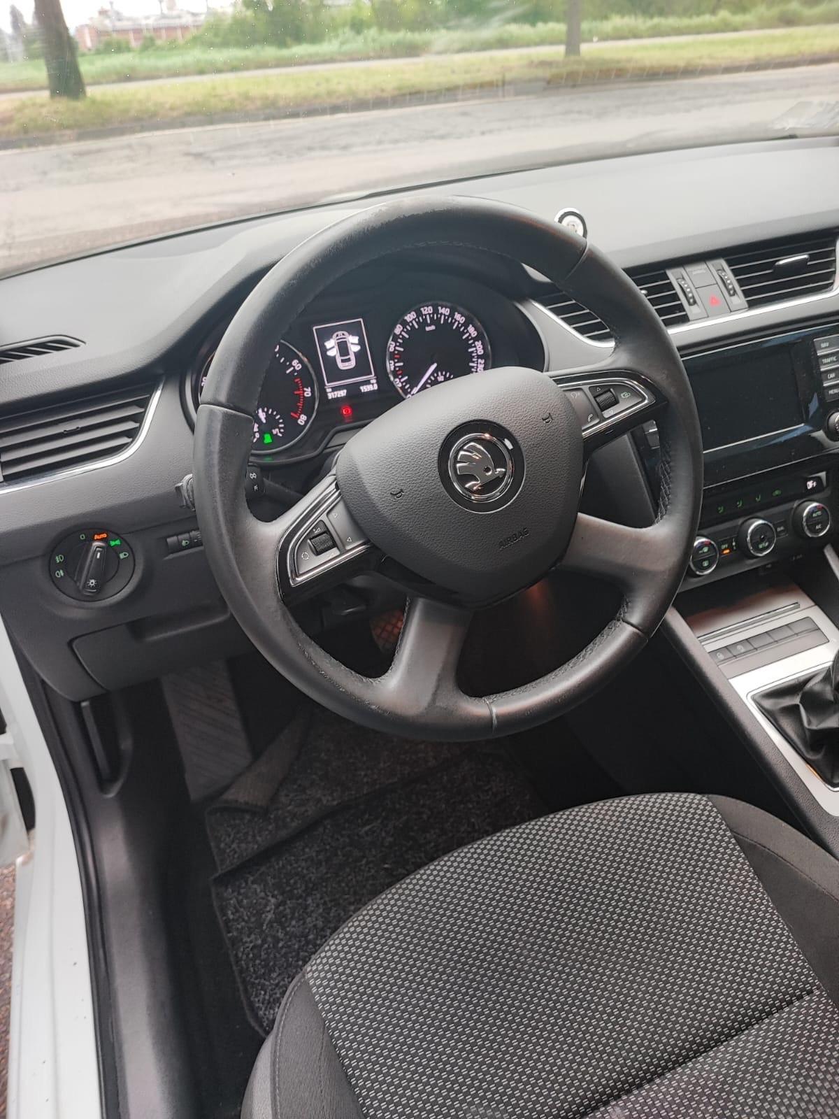 Skoda Octavia 1.4 TSI Wagon Executive G-Tec