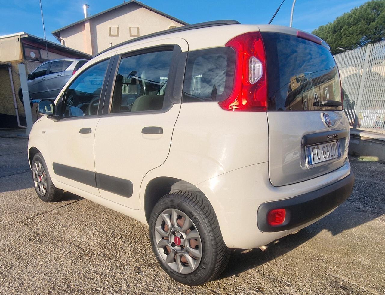 Fiat Panda 0.9 TwinAir Turbo Natural Power Lounge