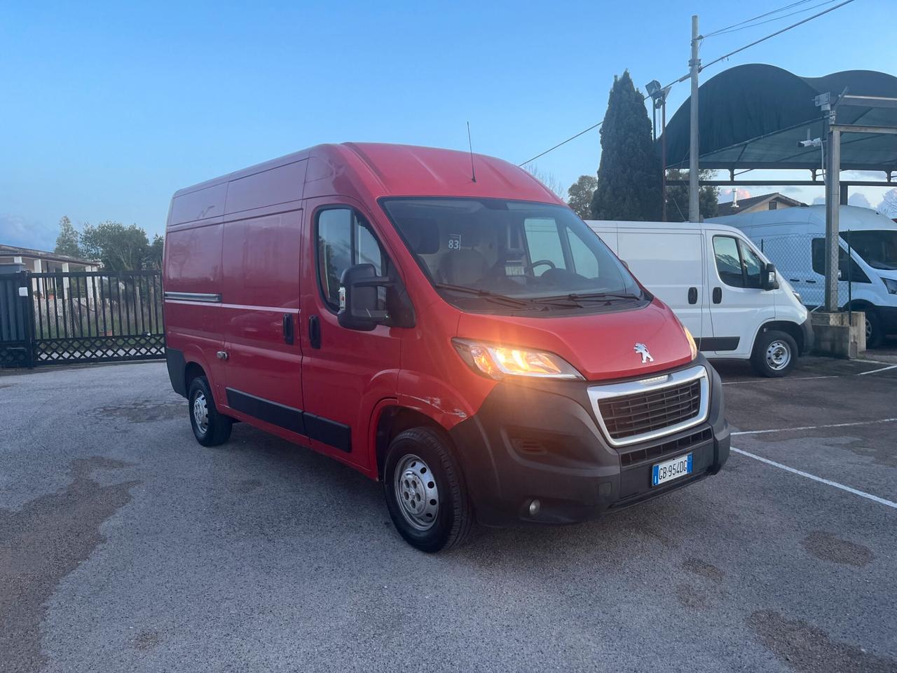 PEUGEOT BOXER 335 L2 H2 2.2 BlueHDi 140 CV * FURGONE