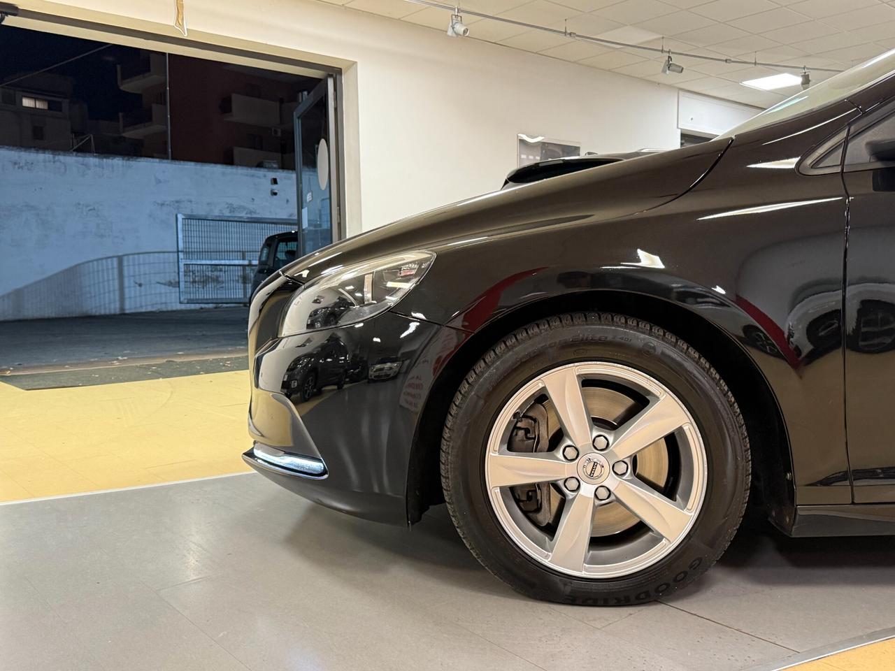 Volvo V40 D3 Geartronic Momentum
