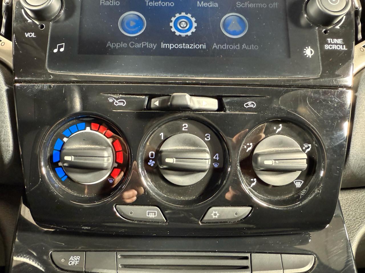 Lancia Ypsilon 1.0 FireFly 5 porte S&S Hybrid Gold LEGGI PROMO!