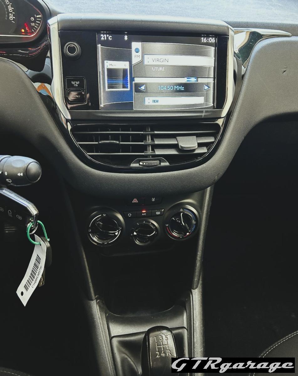 PEUGEOT - 208 - 1.2 VTi 82 CV 5p. Allure