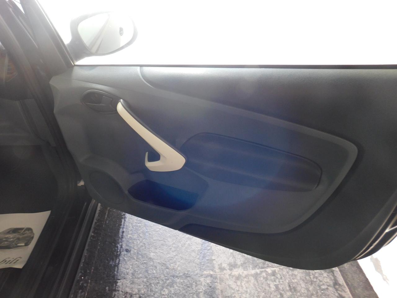 Ford Ka 1.2 8V 69CV Titanium