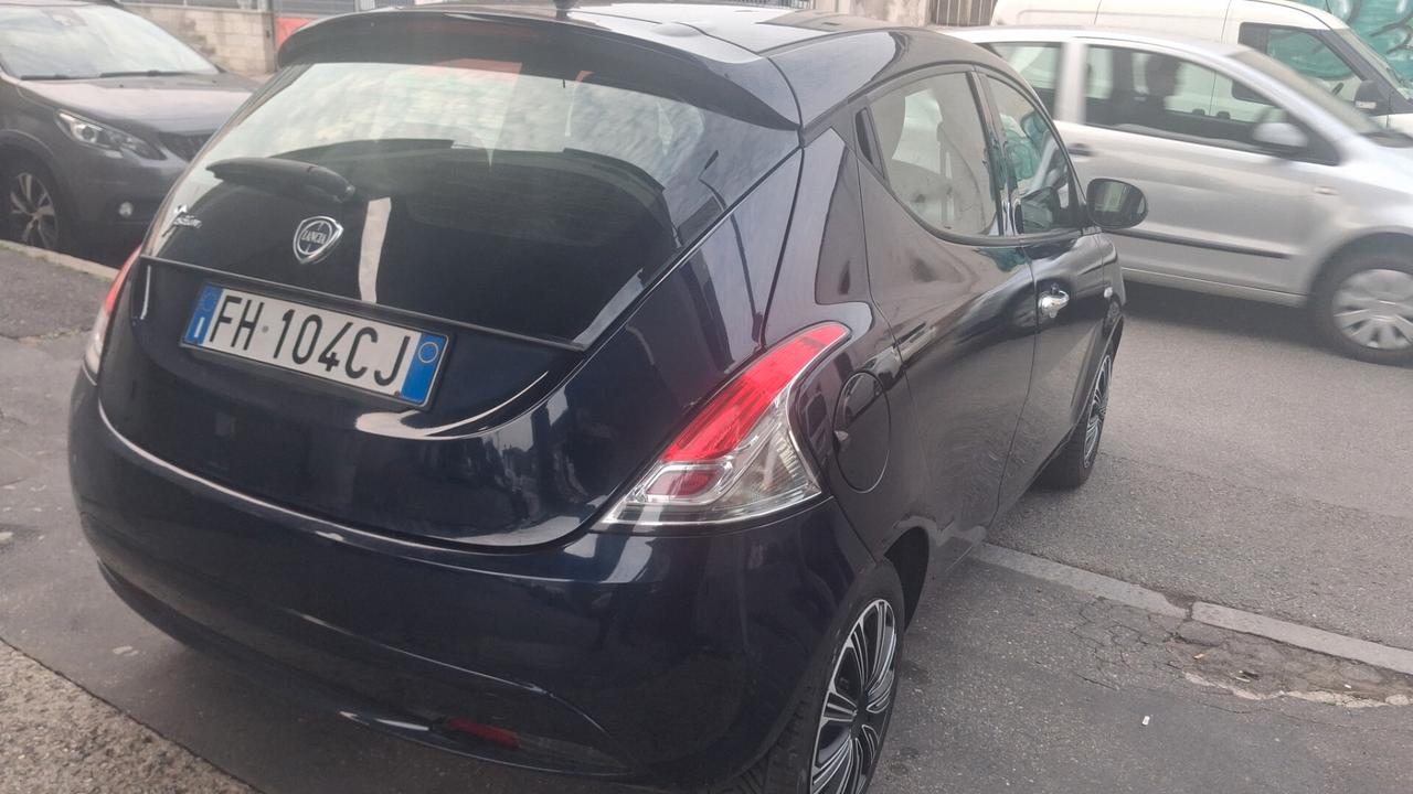 Lancia Ypsilon 1.2 GPL BOMBOLA 2029