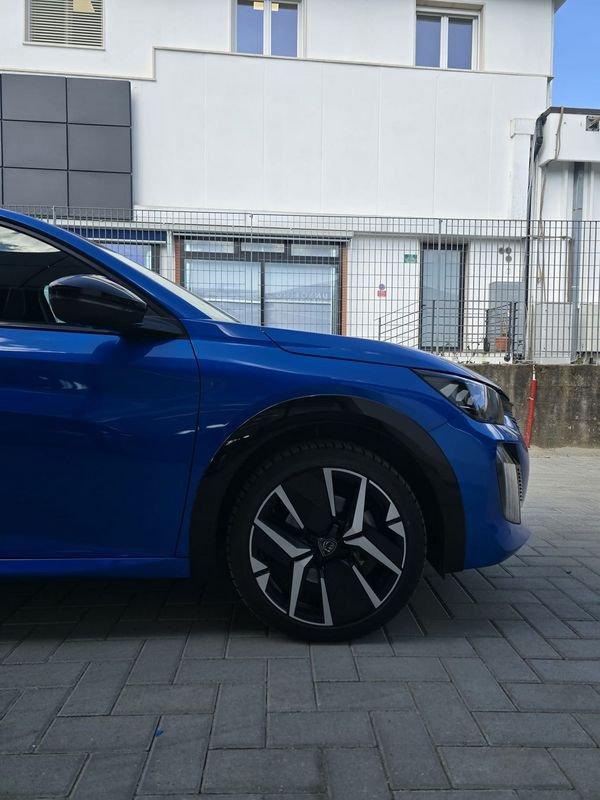 Peugeot 208 GT Hybrid 136 e-DCS6 auto