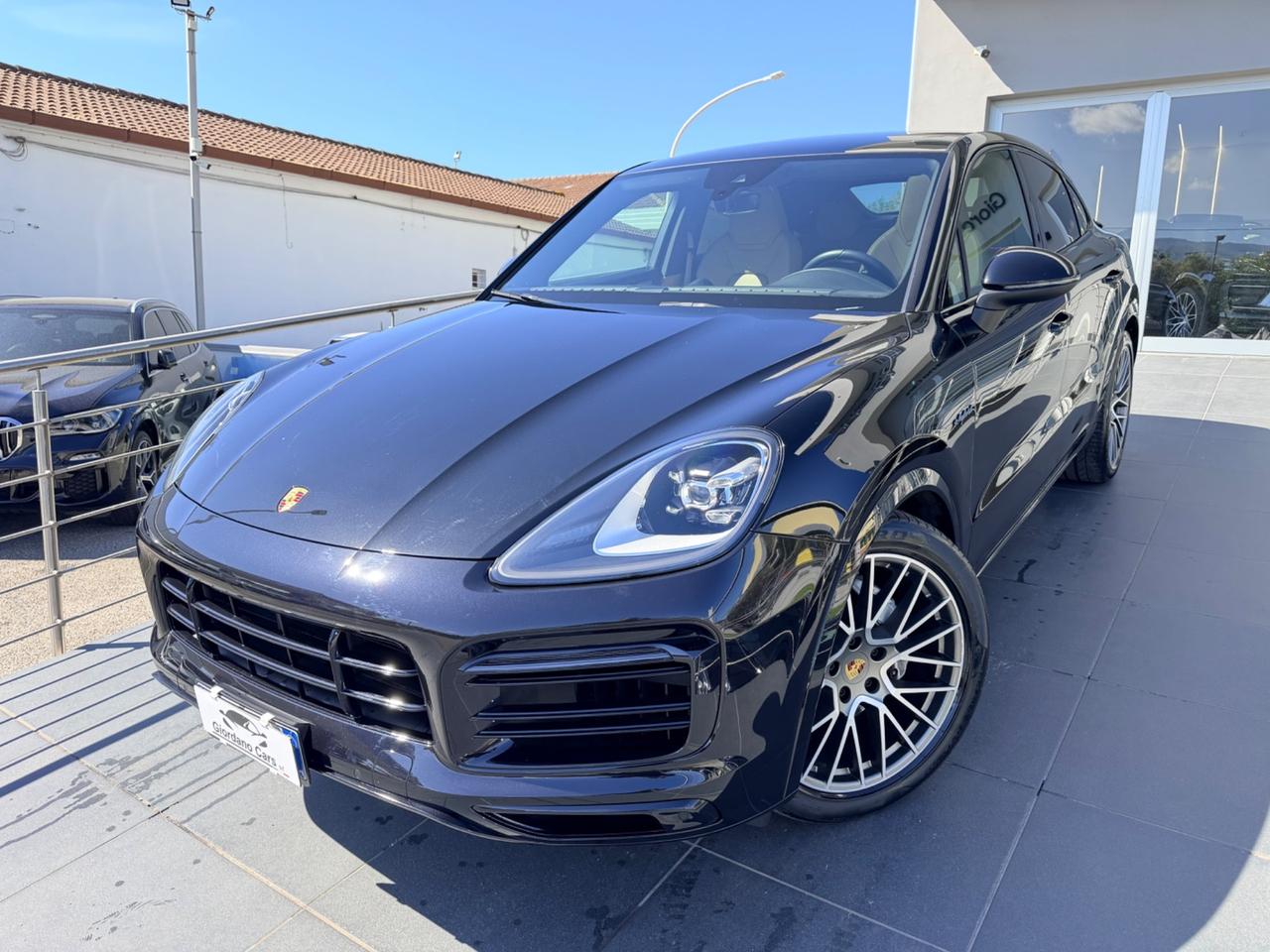 Porsche Cayenne Coupé 3.0 V6 E-Hybrid Platinum Edition