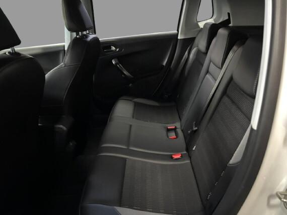 Peugeot 2008 BlueHDi 120 S&S Allure