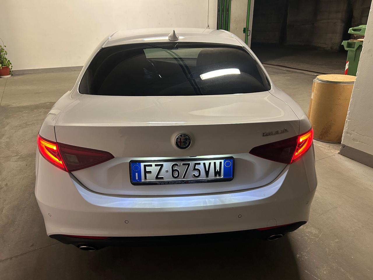 Alfa Romeo Giulia 2.2 Turbodiesel 180 CV AT8 Business Sport Launch Ed.