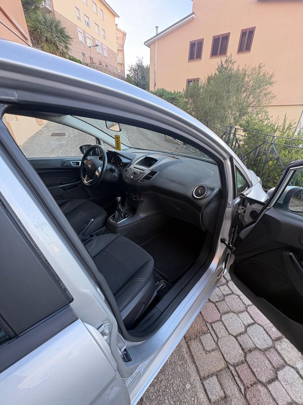 Ford Fiesta 1.6 TDCi 95CV 5 porte Titanium