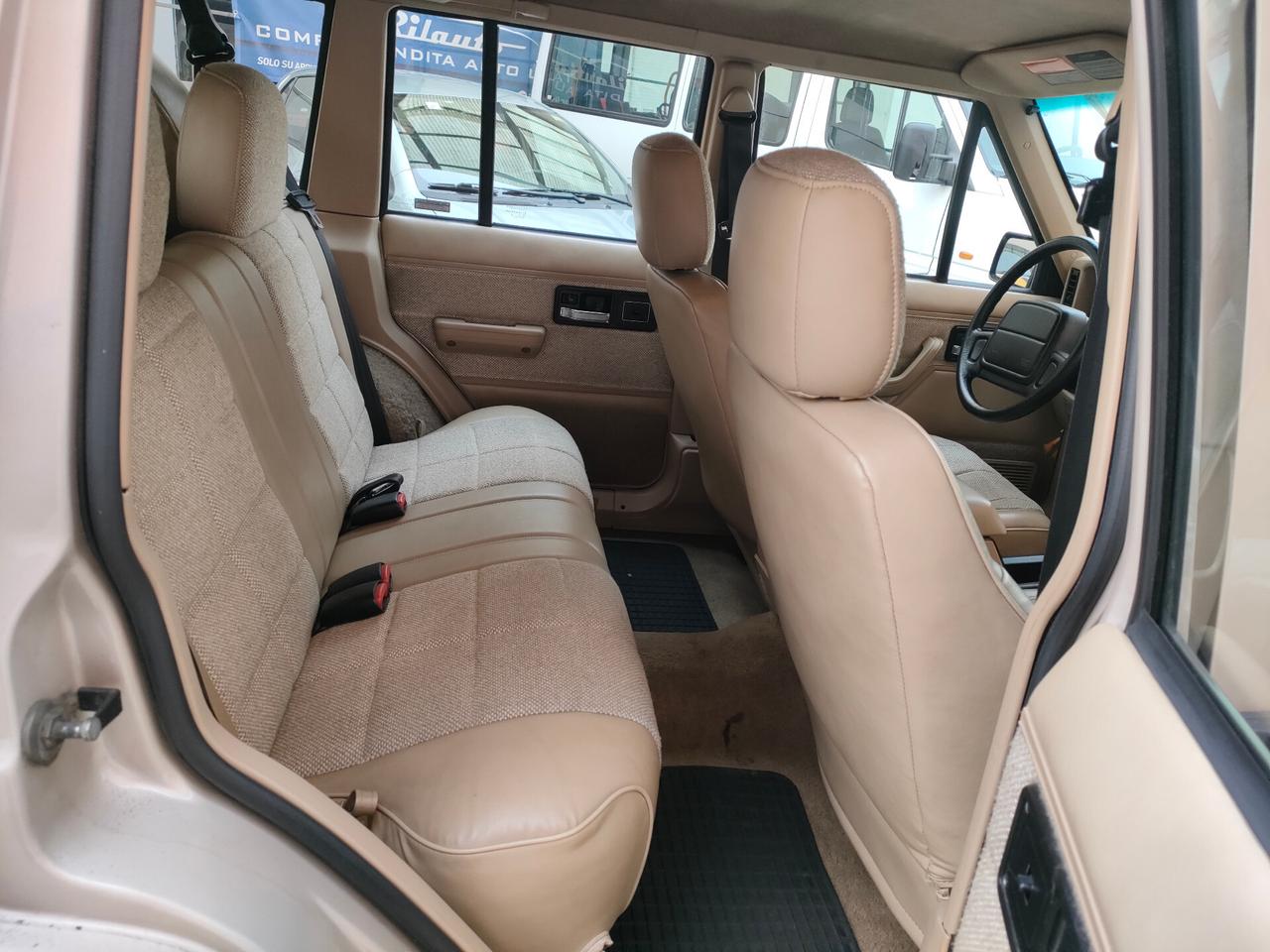 Jeep Cherokee 2.5 TD 5 porte Selec-Trac Country