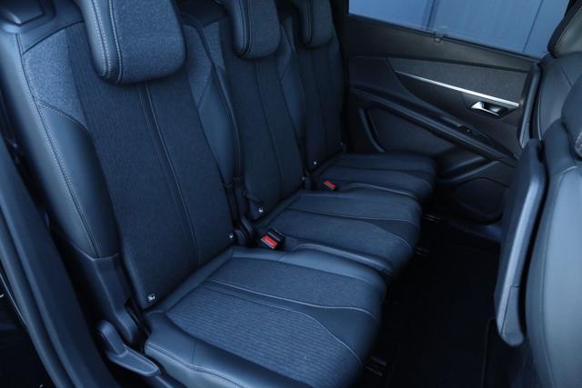 PEUGEOT 5008 PureTech 7 POSTI 130 S&S EAT8 GT Line