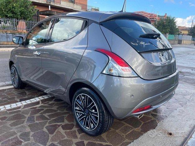 LANCIA Ypsilon 1.0 FireFly 5 porte S&S Hybrid Go