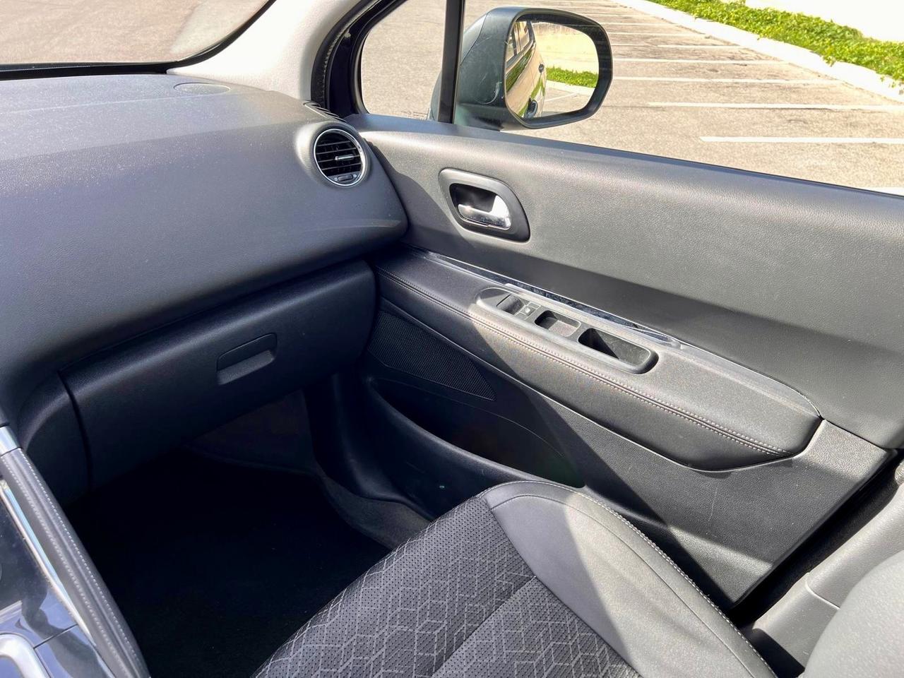 Peugeot 3008 BlueHDi 115 EAT6 S&S Allure