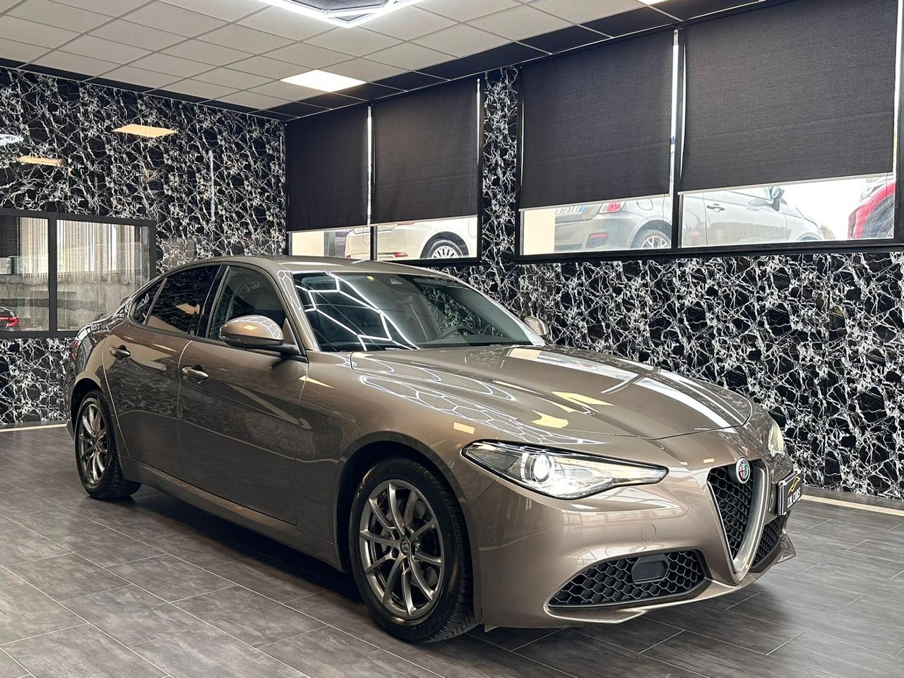 Alfa Romeo Giulia 2.2 Turbodiesel 180 CV AT8 Sport Edition