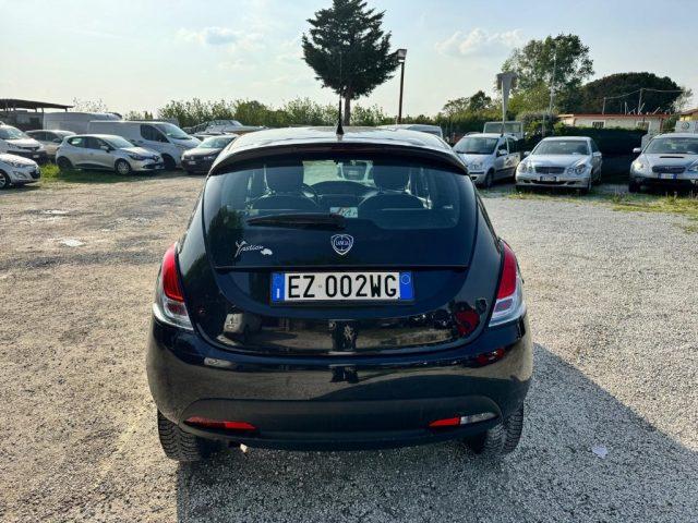 LANCIA Ypsilon 0.9 TwinAir 85 CV 5 porte Metano Ecochic Elefantin