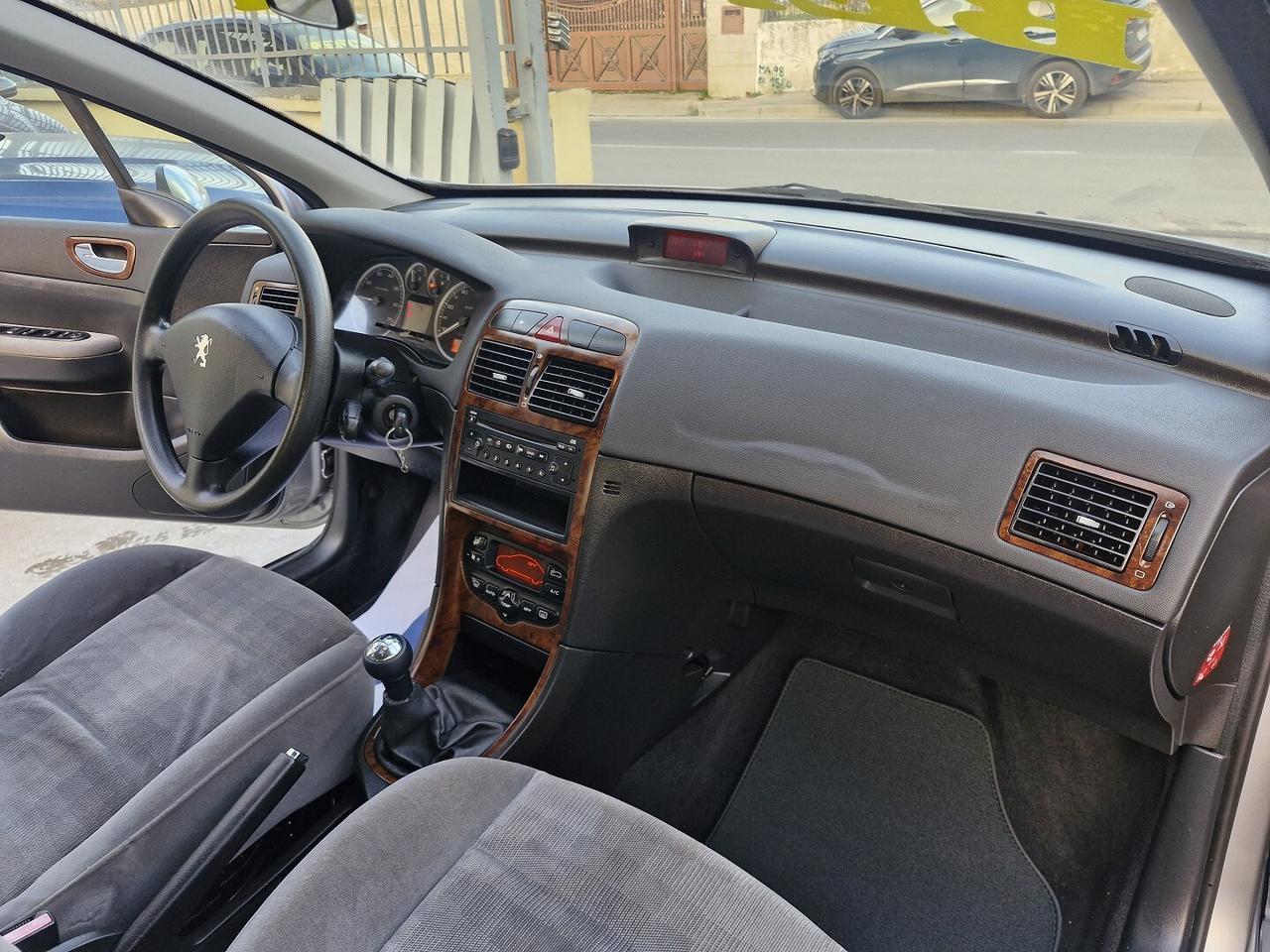 PEUGEOT 307 1.6 BENZINA 109CV