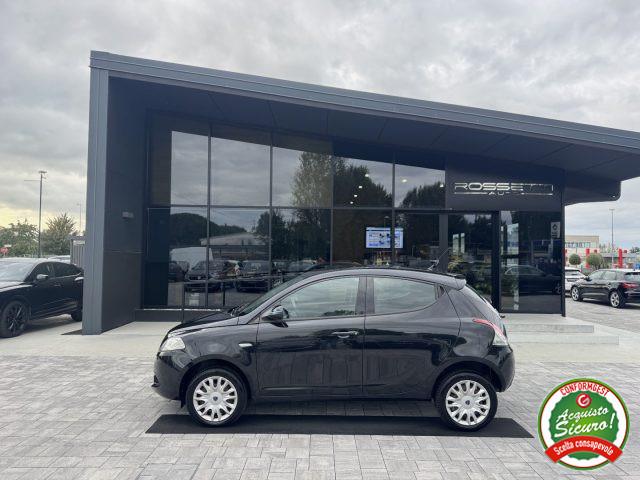 LANCIA Ypsilon 5 porte Metano Ecochic ANCHE PER NEOPATENTATI