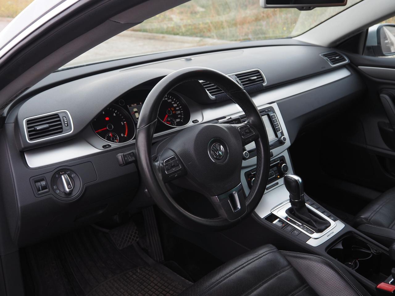 Volkswagen Passat CC 2.0 TDI DPF DSG BlueM. Tech.