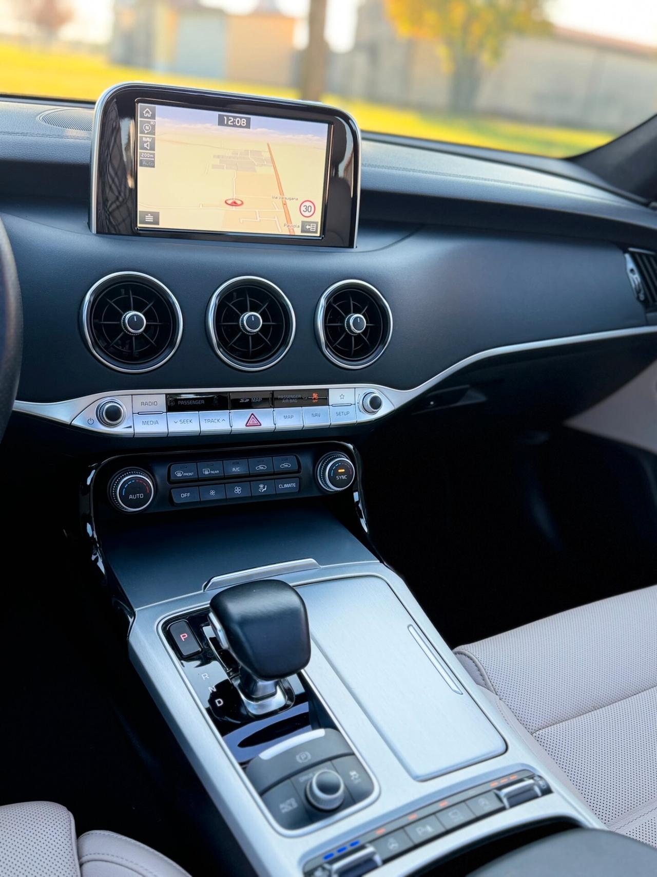 Kia Stinger 2.2 CRDi RWD AT8 GT Line