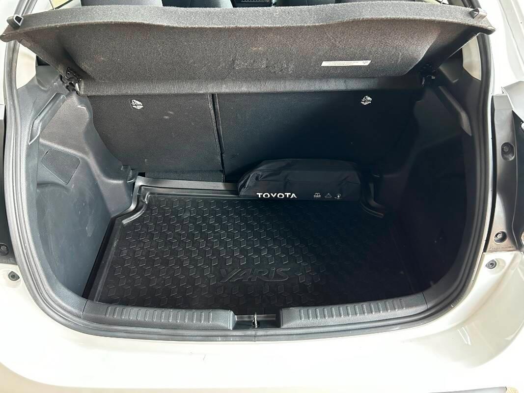 Toyota Yaris 1.5h Active